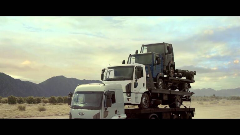 Backstage de Camionushka de Blue Hive Argentina para Ford