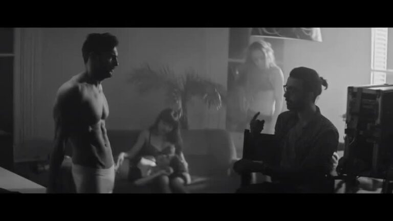 # In Cannes Lions: “Hard” Worker de Niña para ZonaJobs