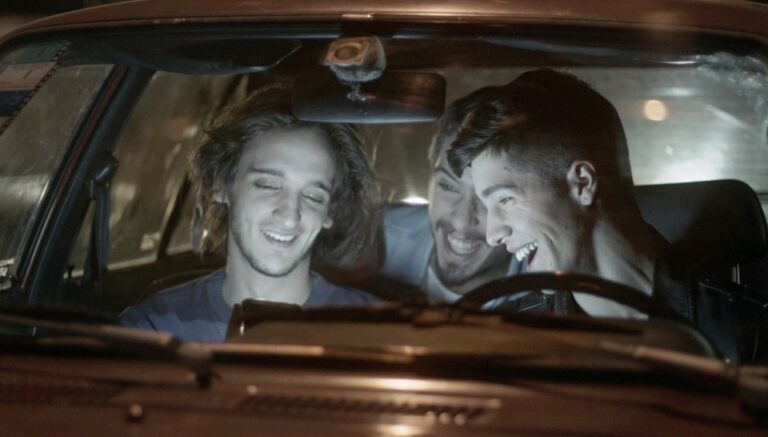 “Phondoms” de Tulipán y BBDO para recibir a la Primavera