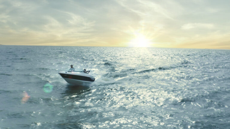 “Mirá más allá”, nueva campaña de Wunderman para Club La Nación