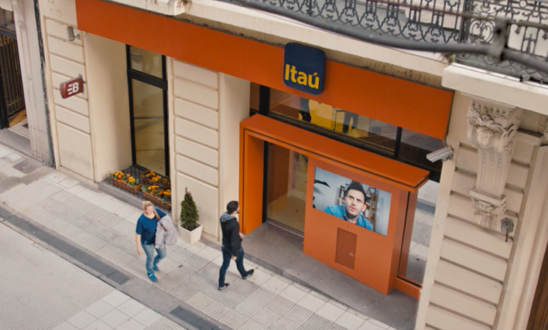 Itaú presenta “Cuidamos tu tiempo”