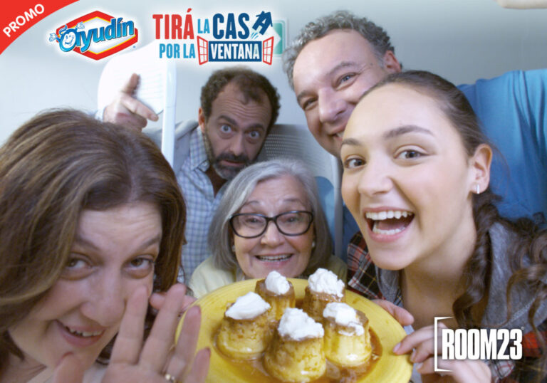 Room23 presenta nueva campaña de Ayudín