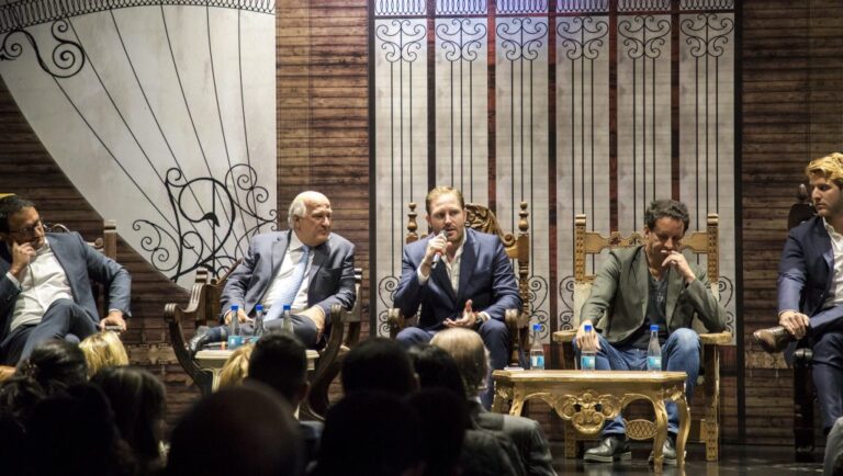 Los tiburones de Shark Tank Colombia asesoraron a emprendedores