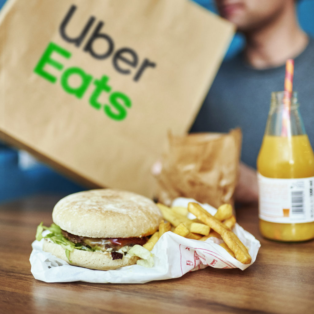 Uber Eats llega al Gran Buenos Aires con lanzamientos en Haedo y Ramos Mejía