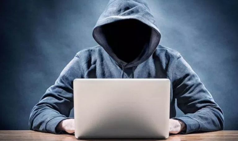 Se descubren 2.3 mil millones de dólares de estafa en apps