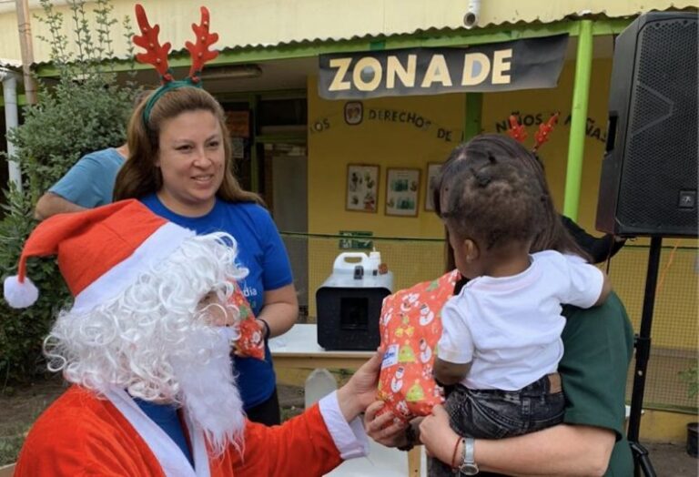 P&G Chile y United Way celebraron la Navidad con más 100 niños
