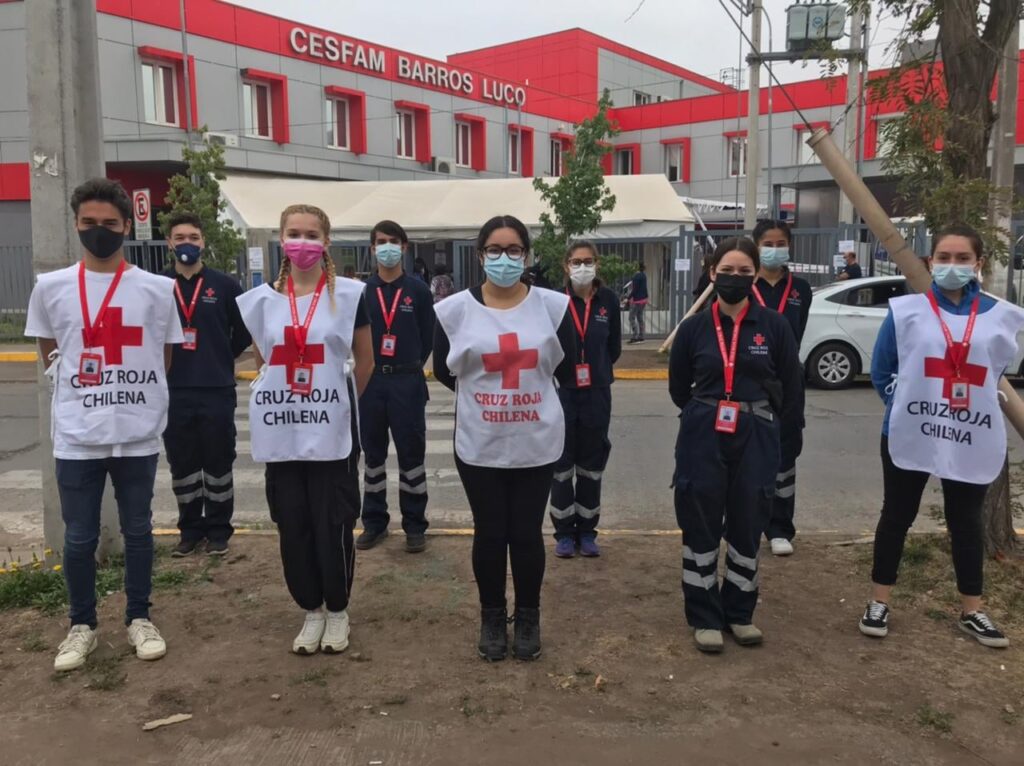 P&G Chile dona más de 7 mil pruebas PCR a voluntarios de Cruz Roja