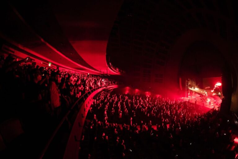 Budweiser y el DJ Hernán Cattaneo le pusieron música en vivo a la noche de Buenos Aires