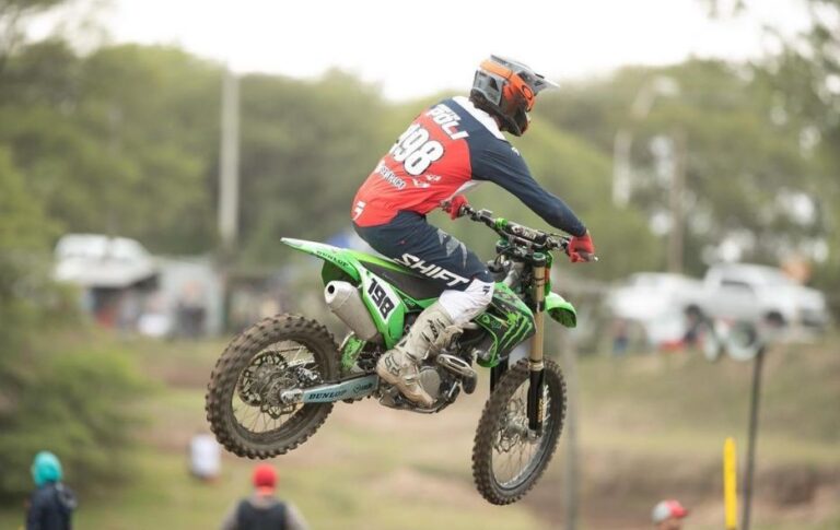 Kawasaki, presente en un clásico de Argentina: el Supercross de Verano