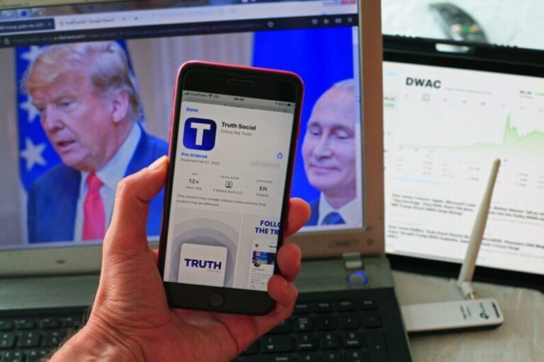Donald Trump ya tiene su red social: Truth Social, disponible en la App Store