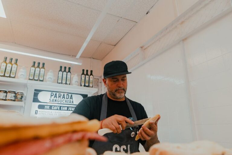 Argentina: AXION energy lleva el éxito de los “sándwiches ruteros” a la ciudad