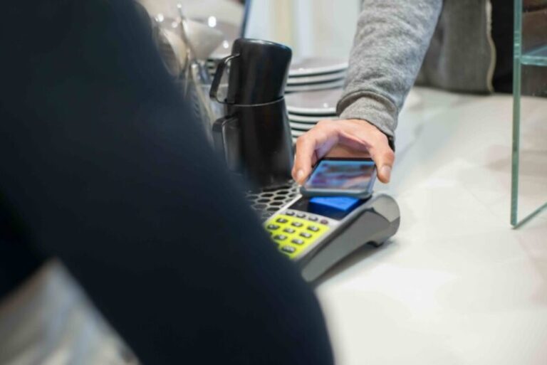 Tecnología financiera: tips para implementar y llevar adelante una integración exitosa